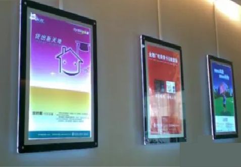 乐至什么是超薄灯箱?